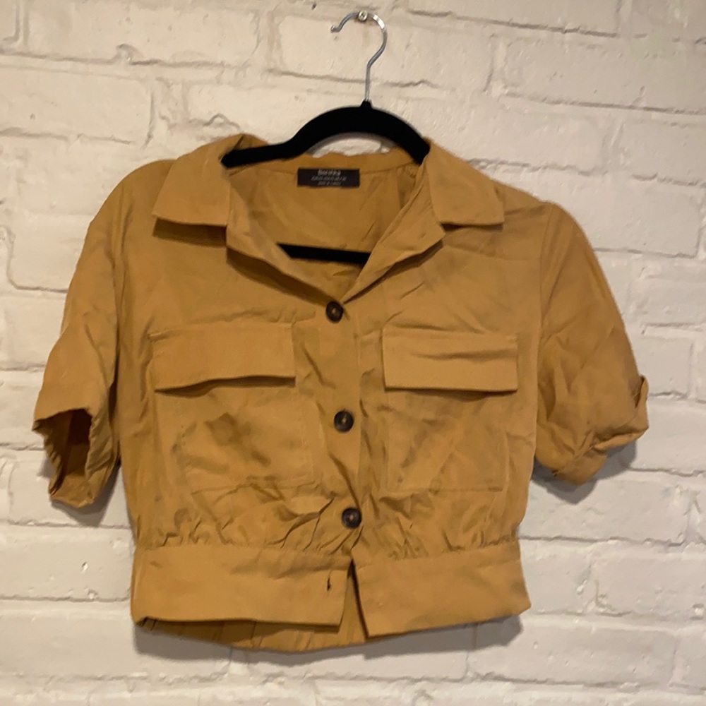 Bershka Cropped Button Up